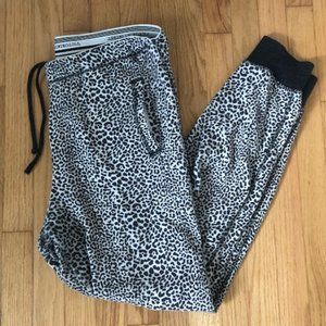 Victoria's Secret Snow Leopard Sweatpants (S)